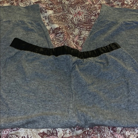 Women’s Jogger Pants - Picture 7 of 7